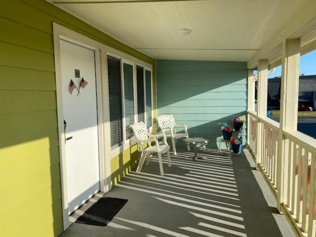 Ocean Shores Resort (Adults Only) Exterior photo